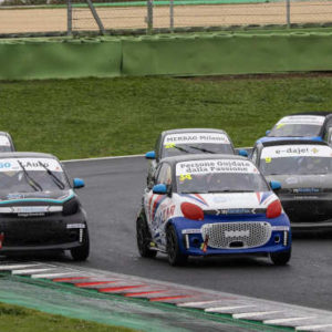 Francesco Savoia e CityCar Bari sono i campioni smart e-cup 2021