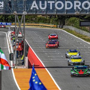 Il calore della Sicilia accoglie il terzo ACI Racing Weekend 2022 sul tracciato di Pergusa