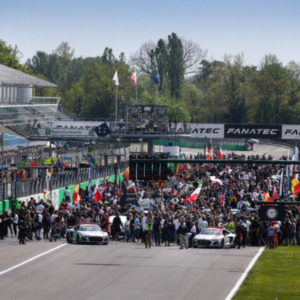 Monza regala una cornice da 30mila tifosi al GT World Challenge Europe