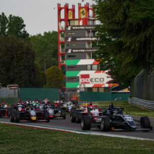 A Imola gli ACI Racing Weekend si aprono nel segno dello spettacolo