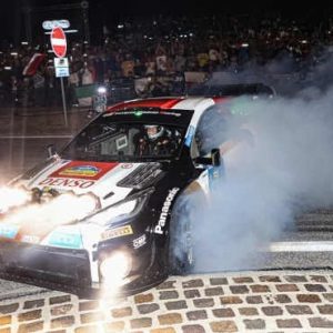 ENTRA NEL VIVO RALLYLEGEND 2023: MOTORI AL VIA. PEDERSOLI-ADAMO I MIGLIORI DELLA SPRINT LEGEND RACE