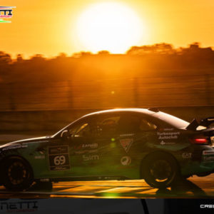 BMW M2 CUP ALL'ULTIMA SFIDA DI IMOLA