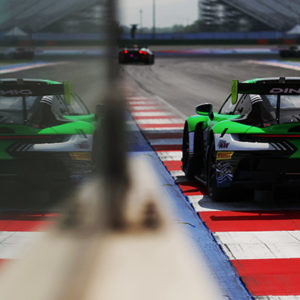 Porsche seizes narrow advantage in global Fanatec GT World Challenge Powered by AWS standings
