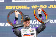 Filippo Barberi rompe il ghiaccio e vince nel TCR Spain