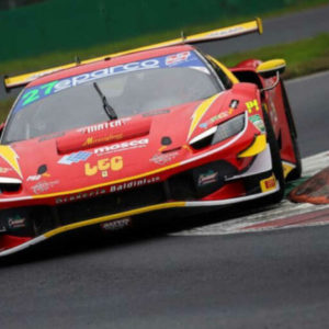 Fisichella-Leclerc-Mosca (Ferrari 296 GT3) strappano il miglior tempo nelle PL2