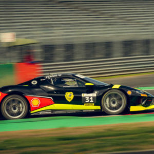 SOLO UNA PENALITÀ TOGLIE A FRANCESCO GALLI LA GIOIA DEL SUCCESSO AL DEBUTTO NEL FERRARI CHALLENGE
