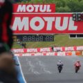 Bulega steals it on the line to share the spoils with Razgatlioglu