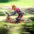 Sardegna Rally Raid. 2a Tappa. Pietro Degiacomi, GasGas: come si conquista la leadership del Rally in Paradiso. Tra le Auto: lo spiegano Bordonaro-Lovisa, Suzuki