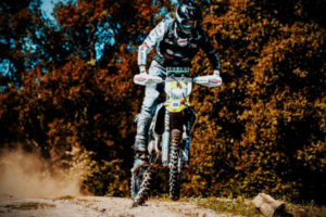 Sardegna Rally Raid. Tommaso Montanari, Husqvarna, e Mengozzi-Tassi, i primi vincitori della "nuova era"