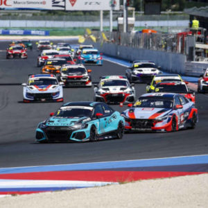 Riparte da Vallelunga il duello del TCR Italy tra Taylor e Baldan pierangelo